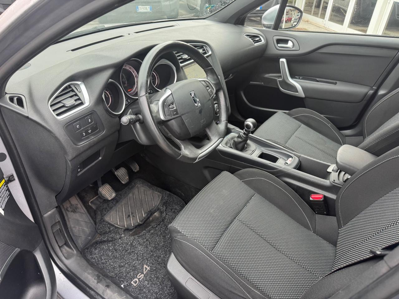 Ds DS4 4 BlueHDi 120 S&S Chic