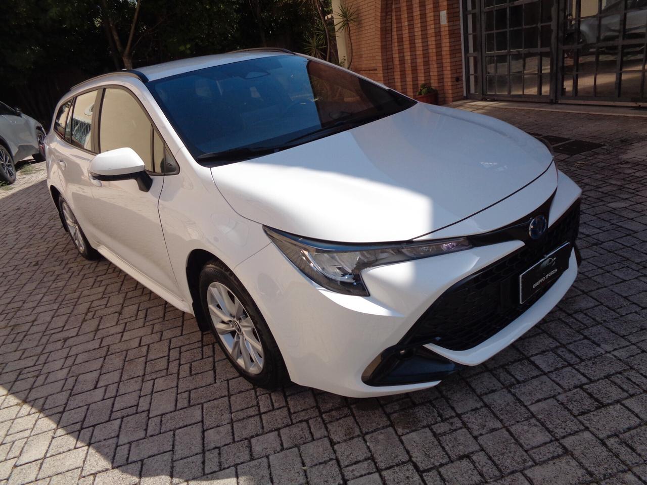 Toyota Corolla Touring Sports 1.8 Hybrid Active BIANCO NESSUN VINCOLO DI FINANZIAMENTO