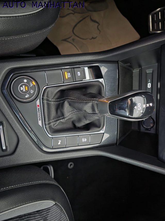 VOLKSWAGEN Tiguan 2.0 TDI 150 CV SCR DSG 4MOTION R-Line