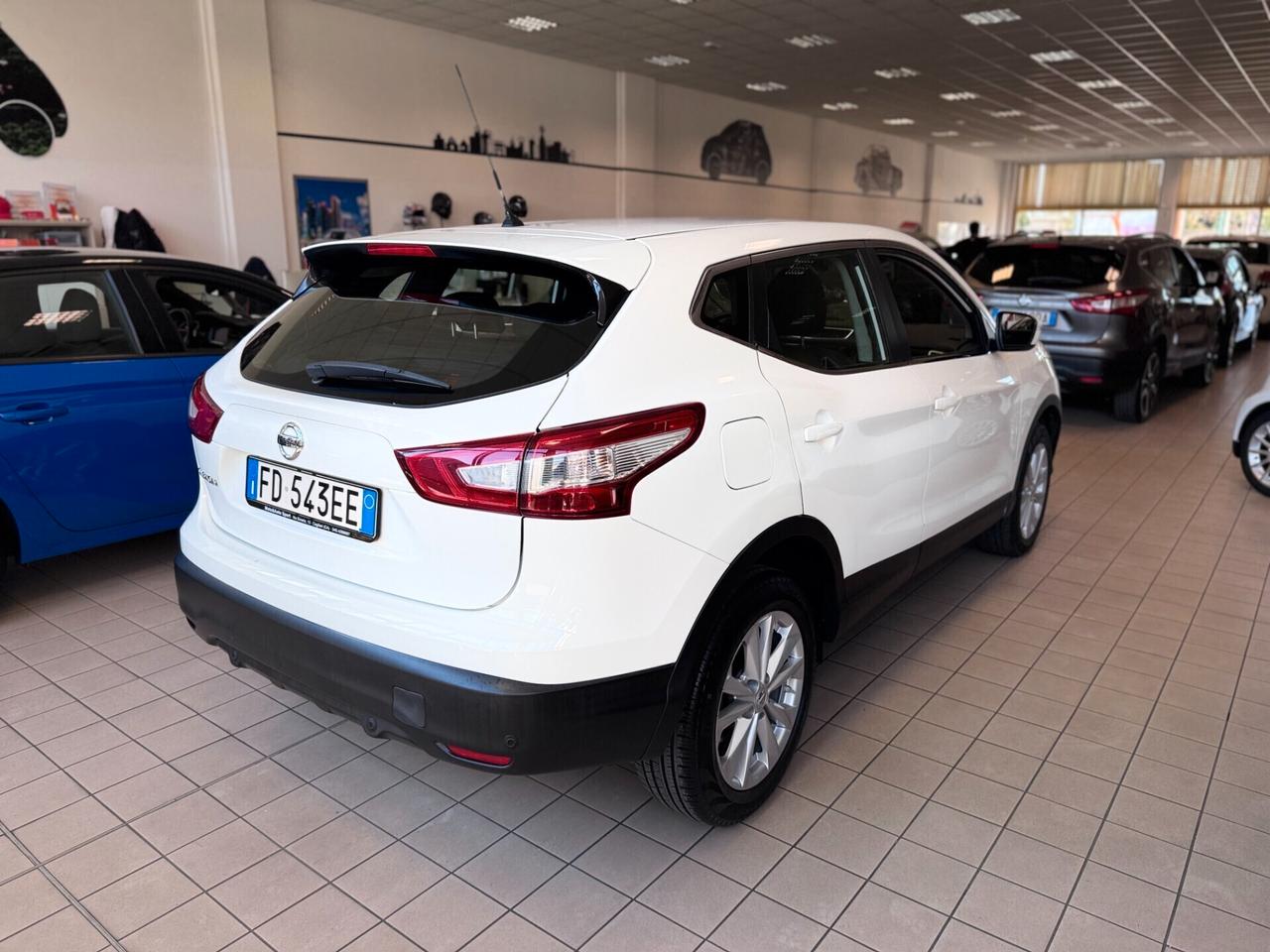 Nissan Qashqai 1.5 dCi Visia
