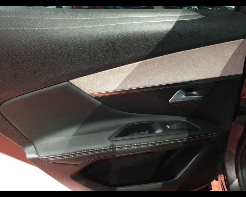 Peugeot 3008 2ª serie Hybrid 136 e-DCS 6 GT