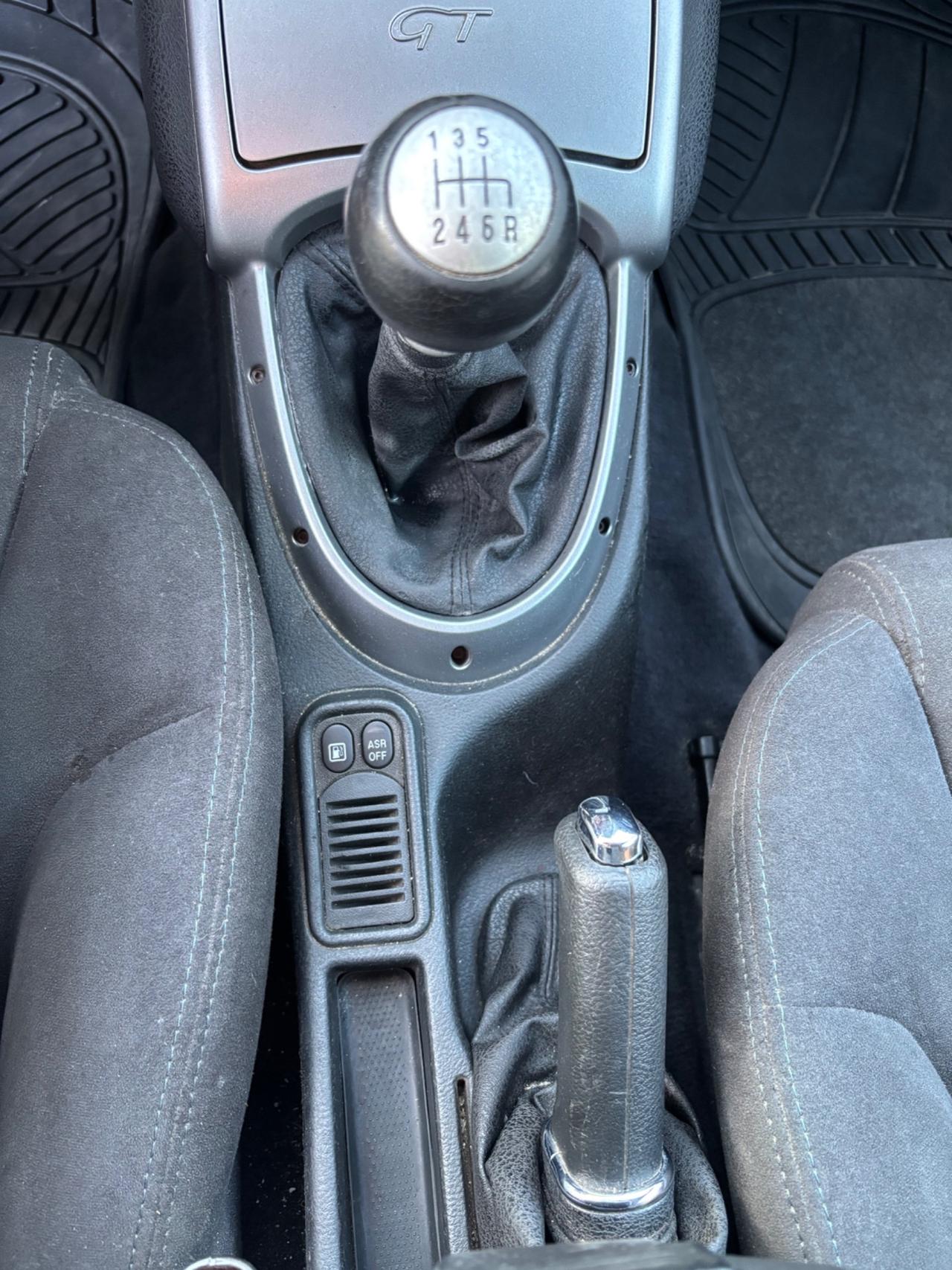 Alfa Romeo GT 1.9 JTDM 16V Progression Black Line