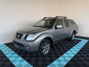 Nissan Navara 2.5 dCi 190CV Double Cab LE HARD TOP