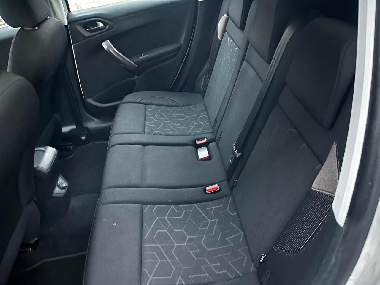 Peugeot 2008 PureTech 82 Allure