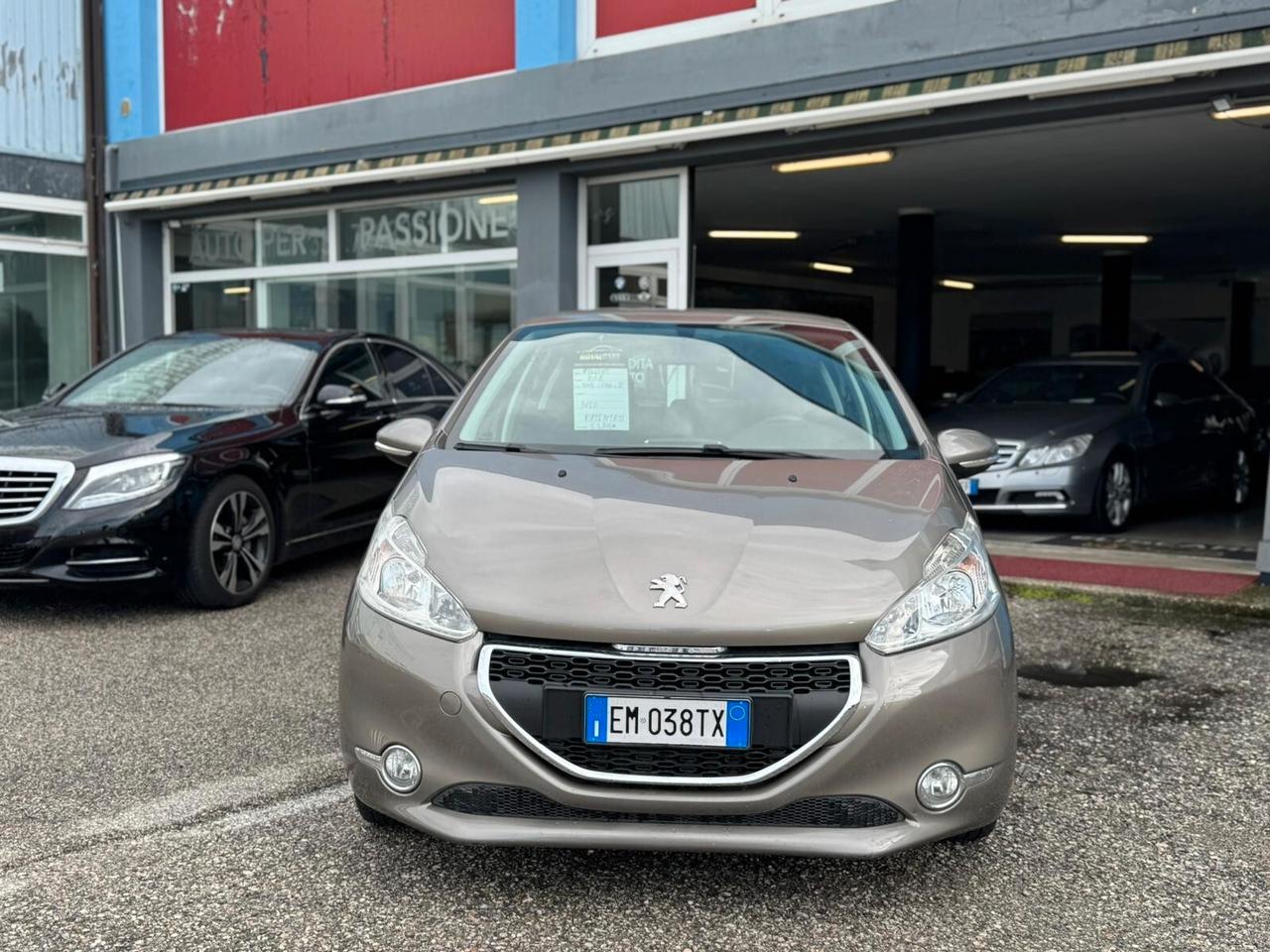 Peugeot 208 1.2 VTi 82 CV 5 porte Allure