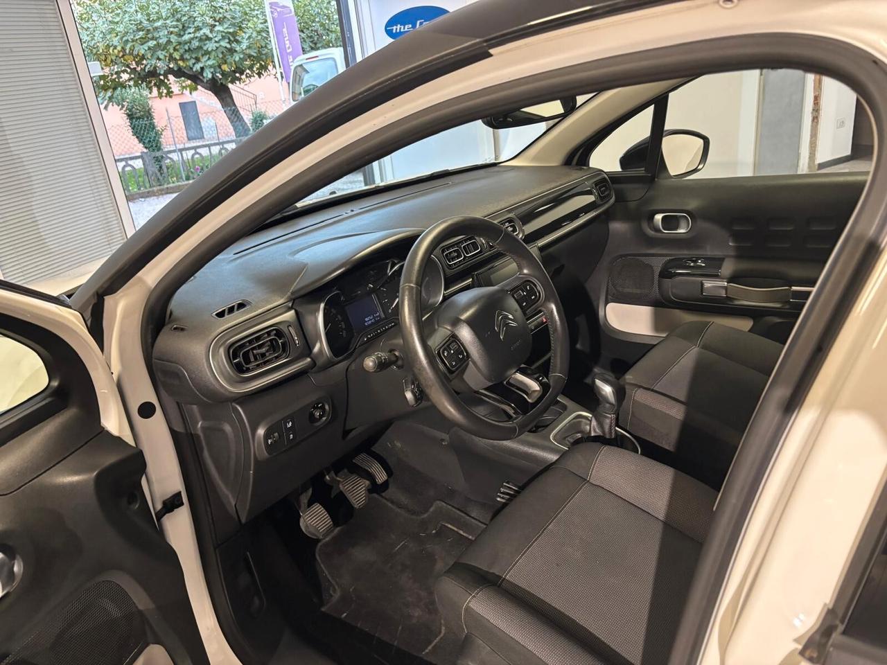 Citroen C3 PureTech 82 GPL Shine