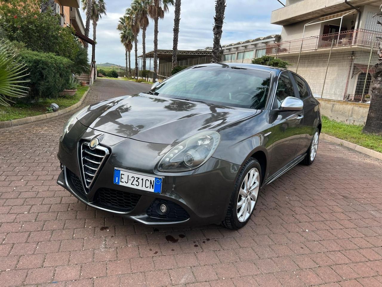 Alfa Romeo Giulietta 2.0 JTDm-2 140 CV Distinctive