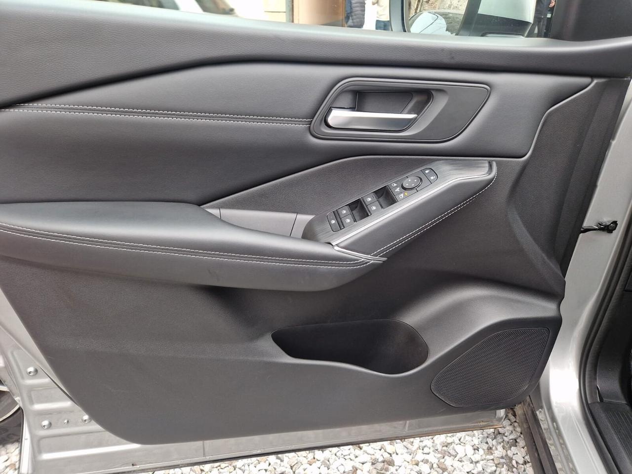 Nissan Qashqai MHEV 140 CV Tekna
