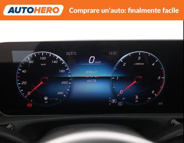 MERCEDES-BENZ A 180 d Automatic Premium