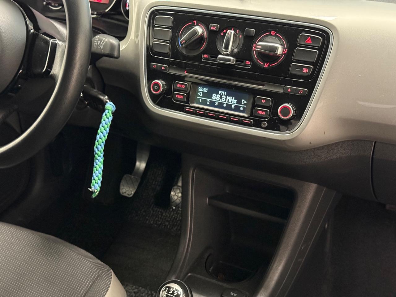 Volkswagen up! 1.0 75 CV 5p. BLACK