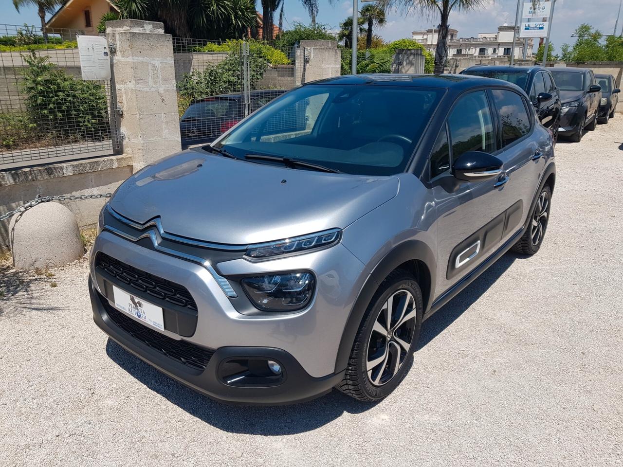 Citroen C3 Shine 1.2b 82cv Navy Led Rcam Cer.17'
