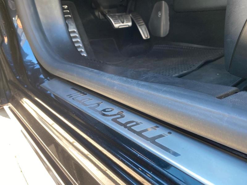 Maserati Ghibli 3.0 V6 Modena 430cv awd auto