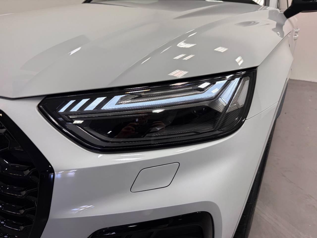 AUDI Q5 SPORTBACK 40 TDI MHEV S-TRONIC QUATTRO IDENTITY BLACK