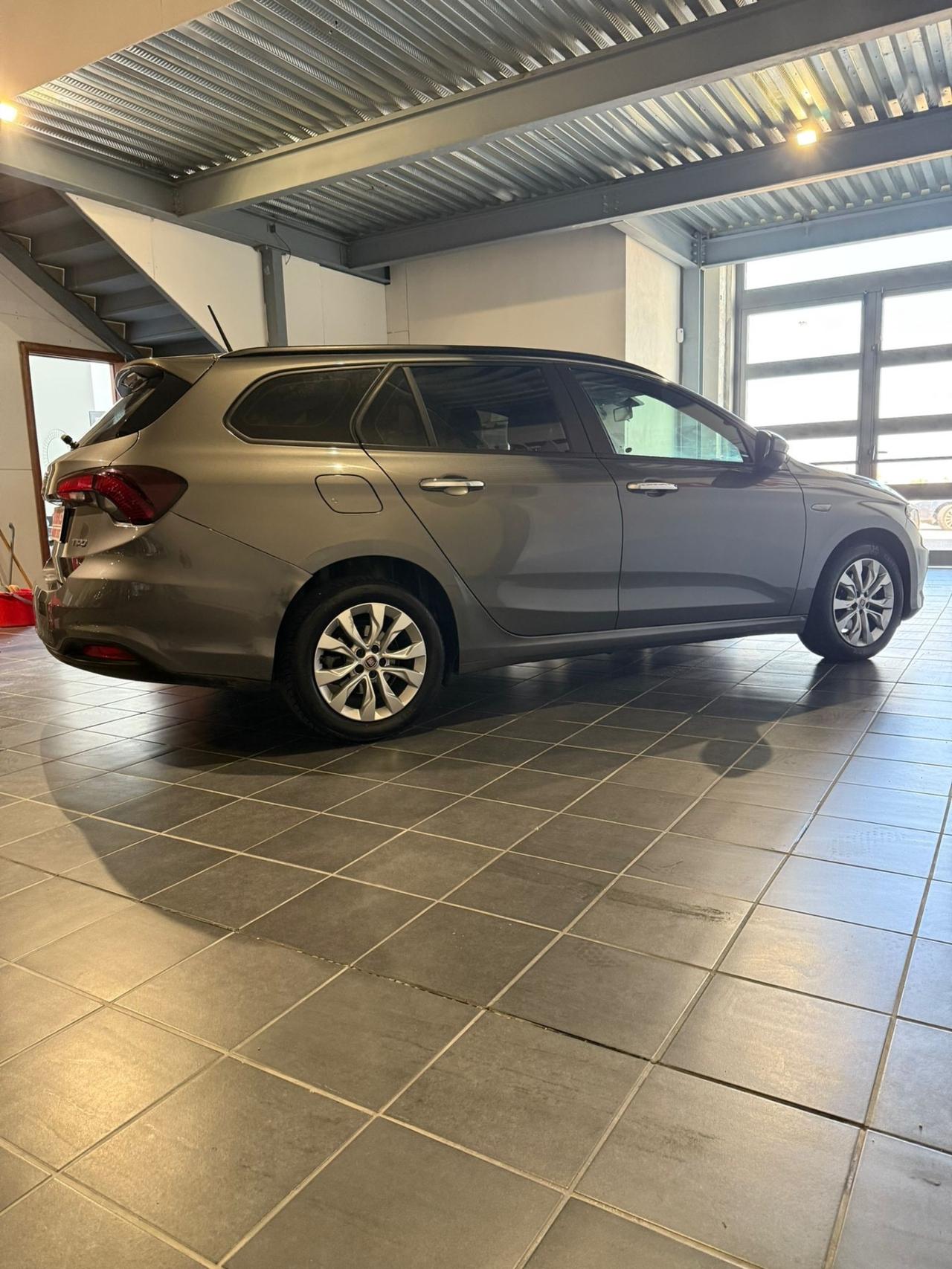 Fiat Tipo 1.3 Mjt - NEOPATENTATI-GARANZIA