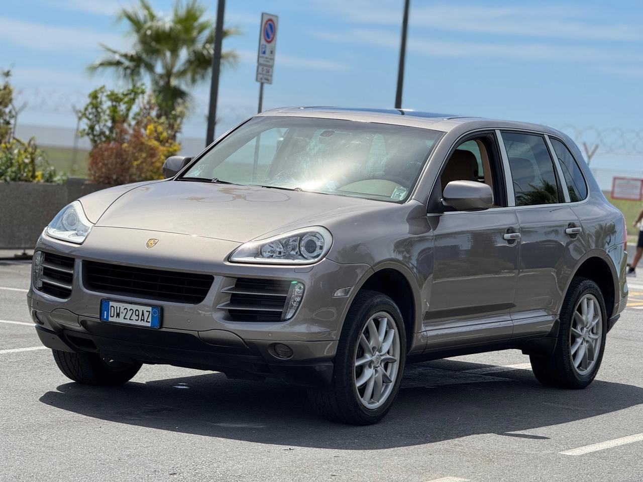 PORSCHE CAYENNE 3.6 BENZINA 290CV PERMUTABILE