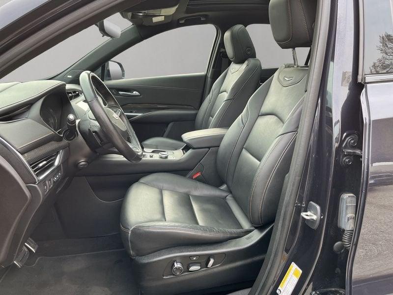 Cadillac XT4 XT4 2.0 td Sport awd auto