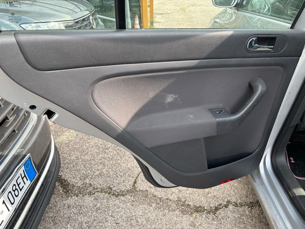 Volkswagen Golf Plus 1.6 16V FSI ok Neopatentati