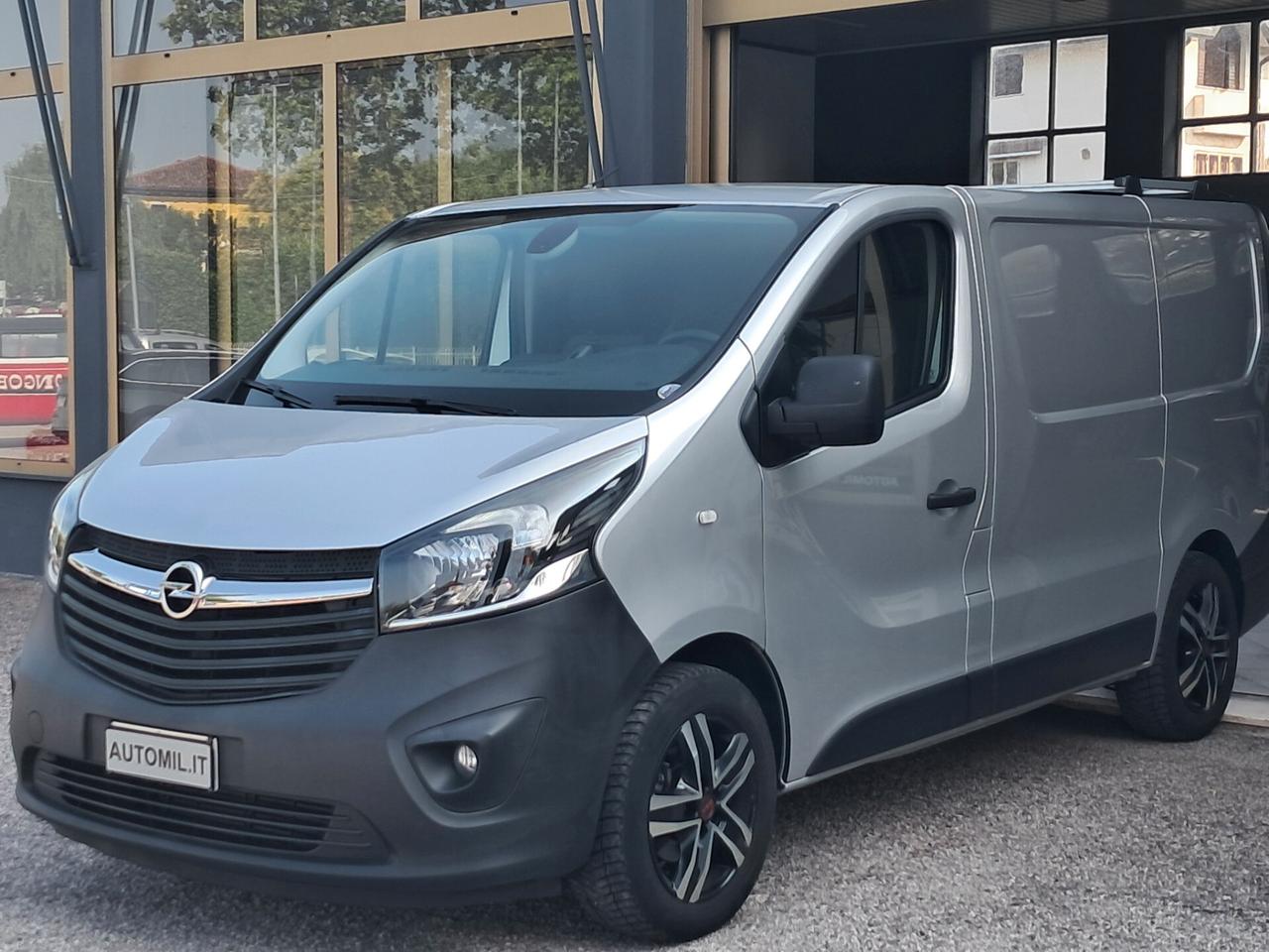 OPEL VIVARO 1.6 CDTI 140 CV PC-TN AUTOCARAVAN