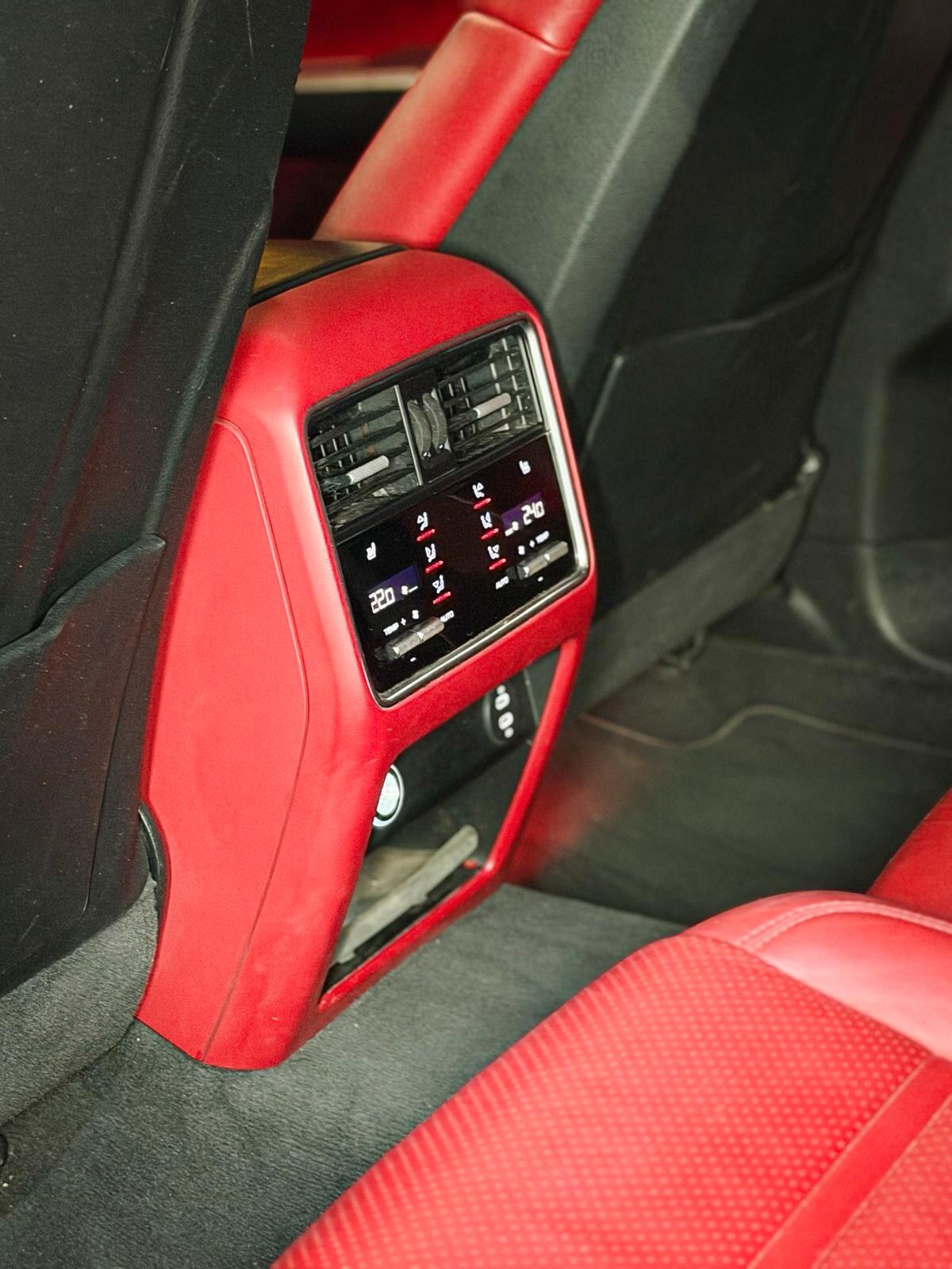 Porsche Cayenne Coupé 4.0 V8 Turbo