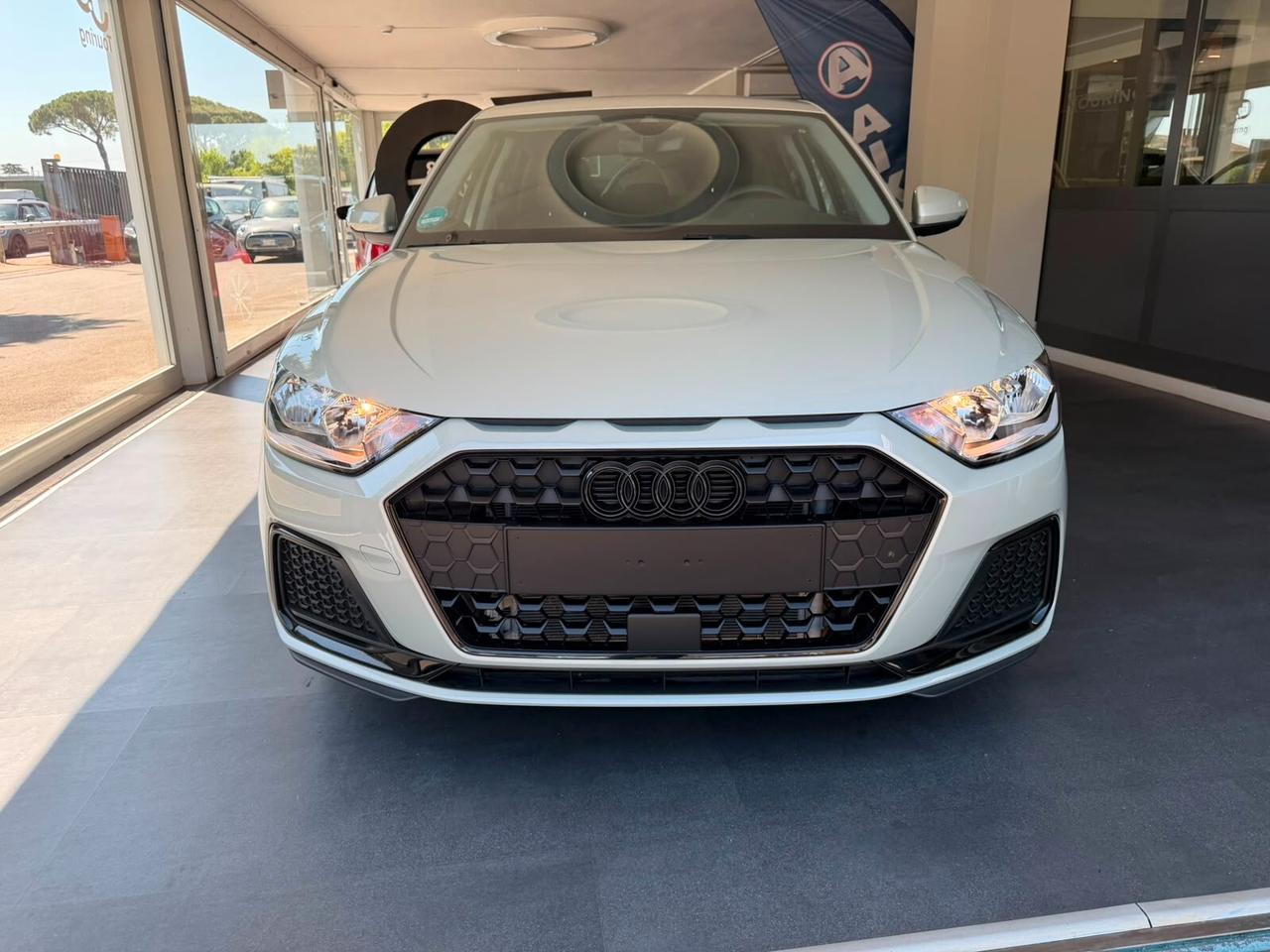 Audi A1 SPB 30 TFSI S tronic Identity Black