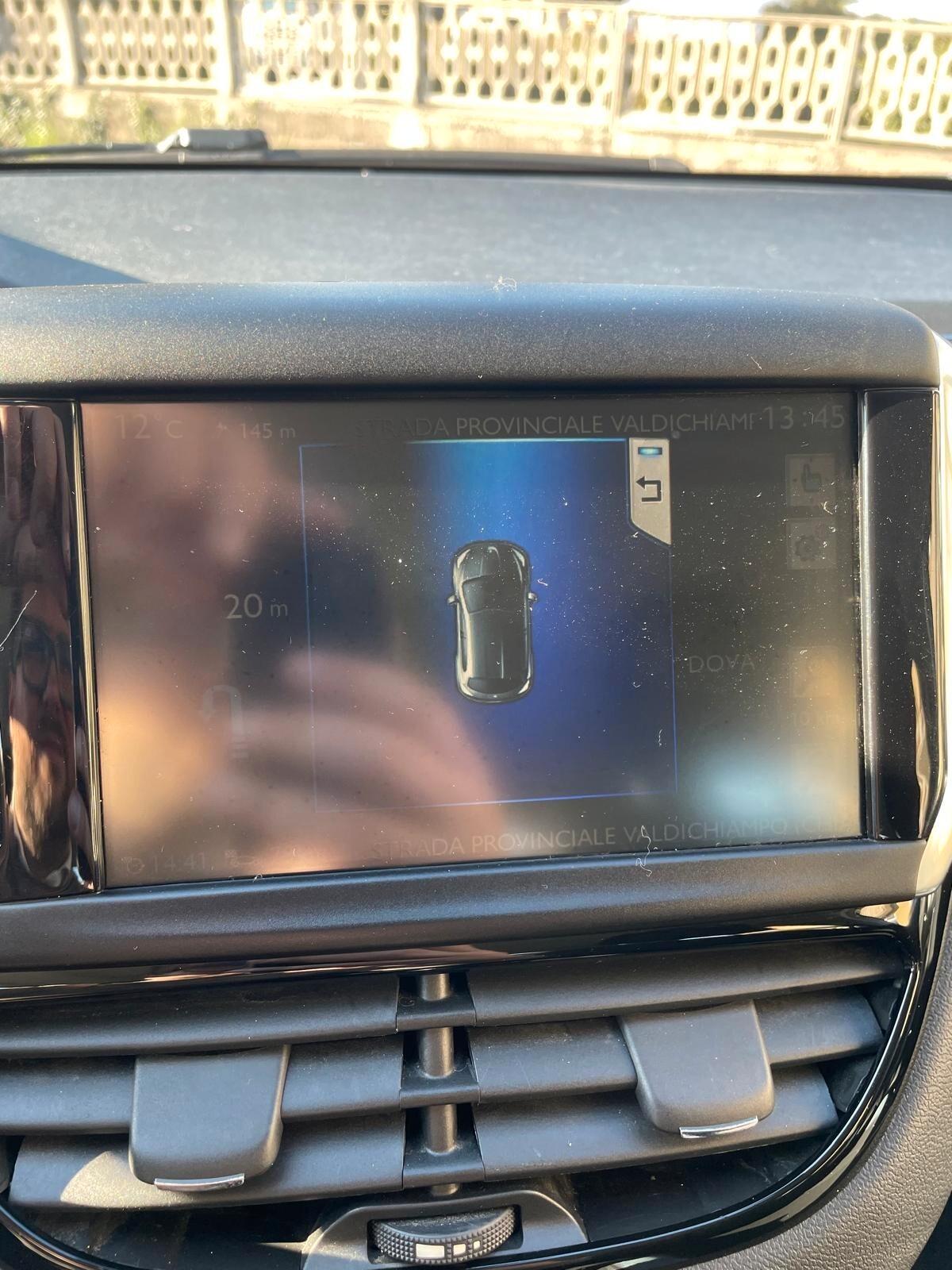 Peugeot 208 1.2 VTi 82 CV 5 porte Allure