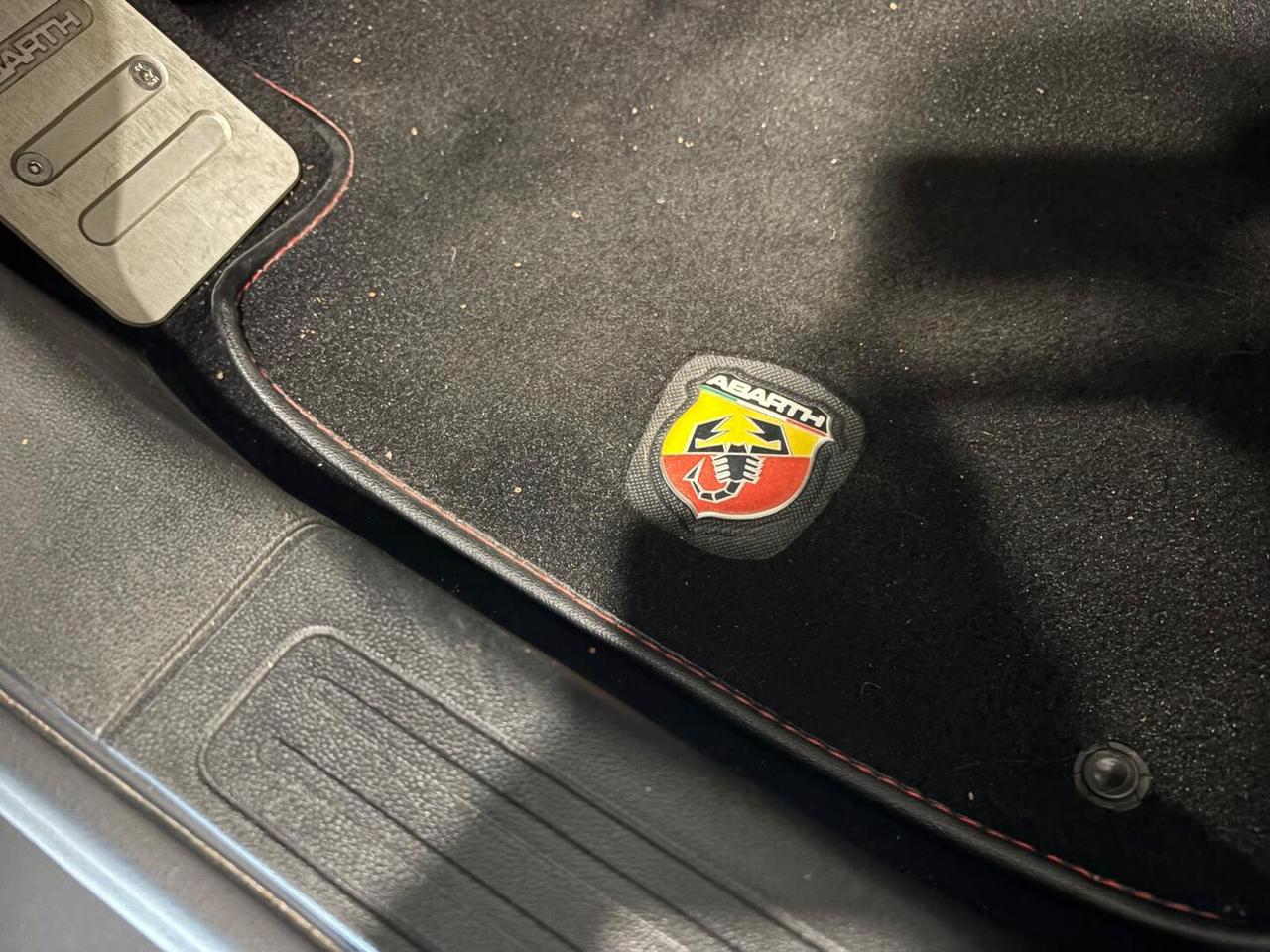 Abarth 595 1.4 t-jet Competizione 180cv