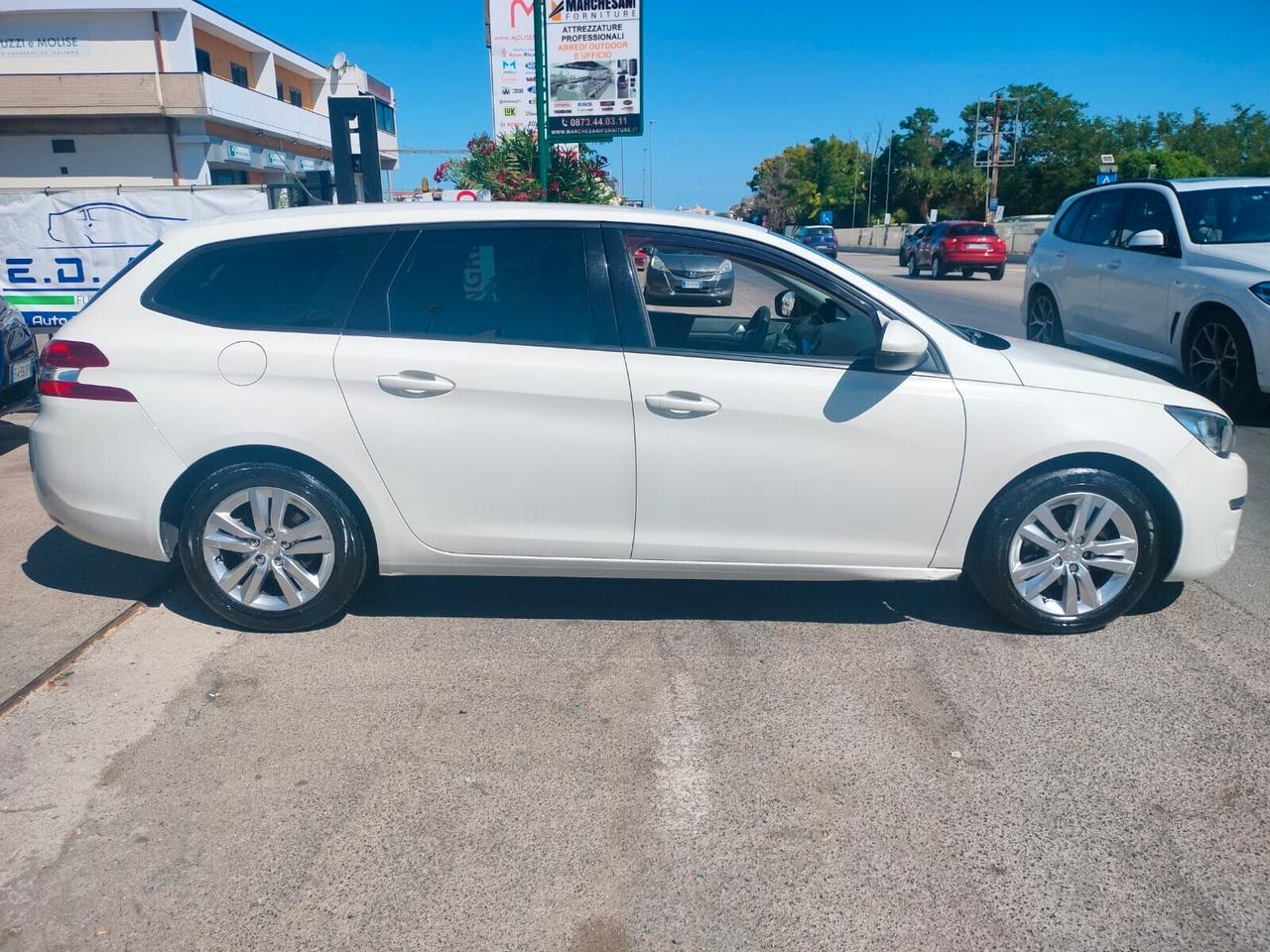 Peugeot 308 BlueHDi 120 S&S EAT6 SW Business