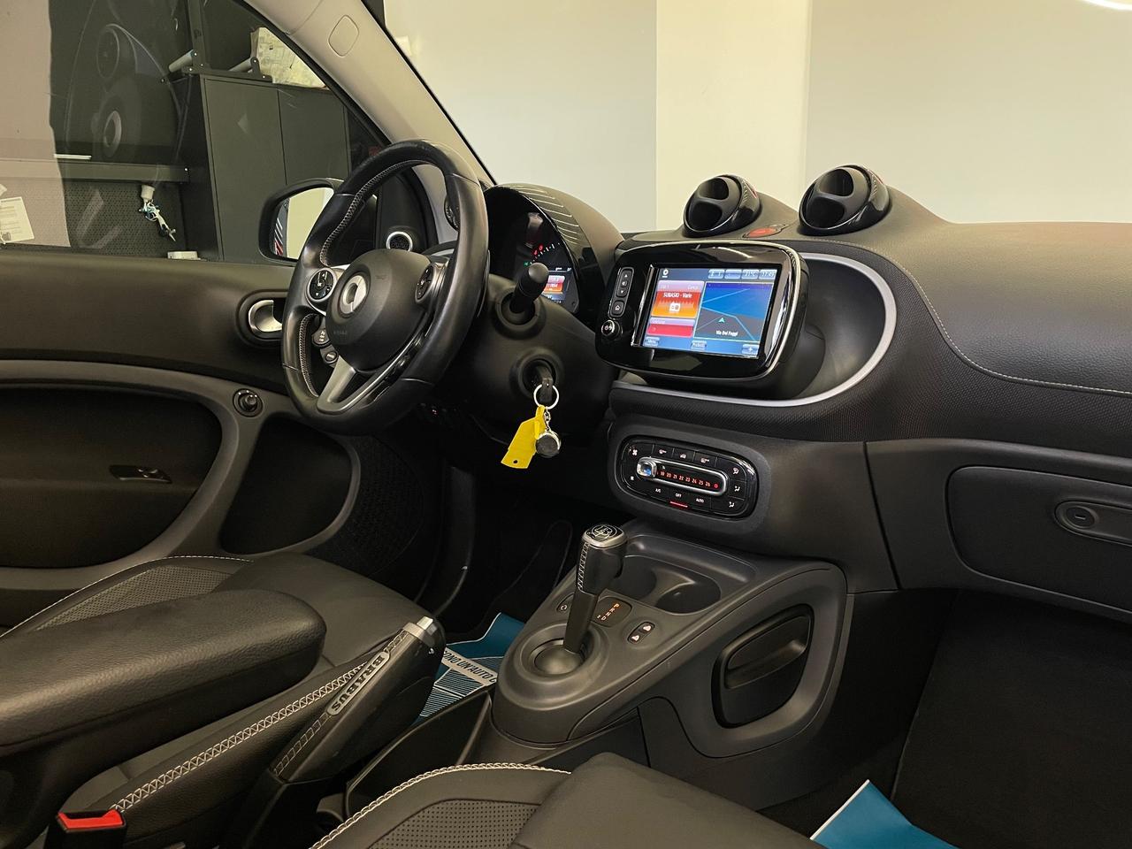 Smart ForTwo BRABUS 0.9 Turbo twinamic cabrio