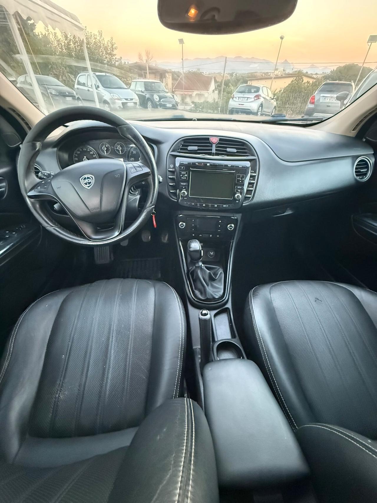 Lancia Delta 1.6 MJT DPF Gold