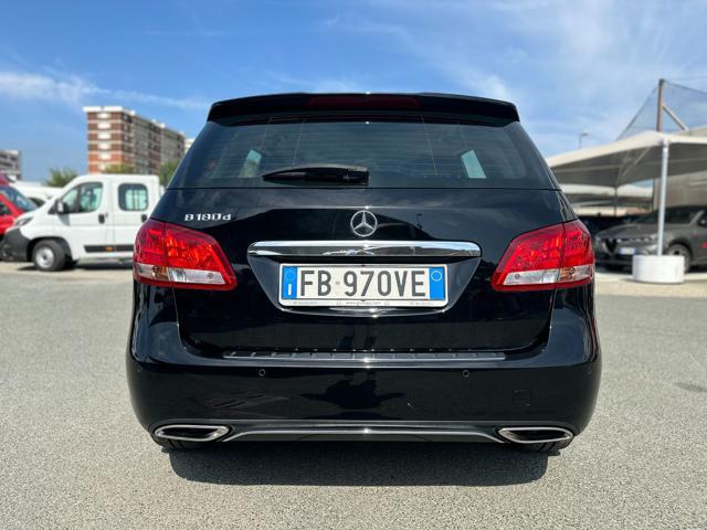 MERCEDES-BENZ B 180 d Automatic Premium