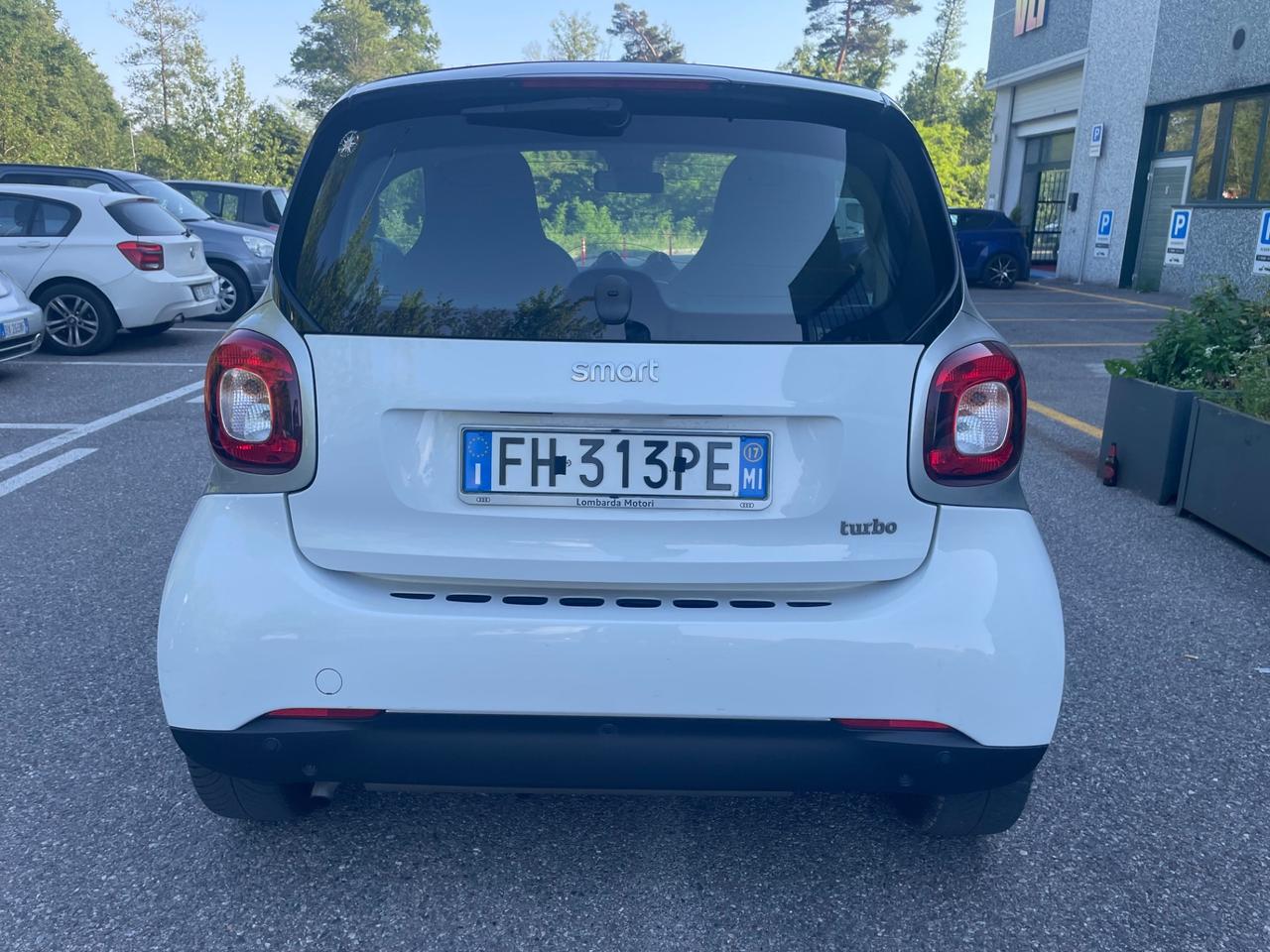 Smart ForTwo 90 0.9 Turbo *Automatik*Neopatentati*Solo 30000*