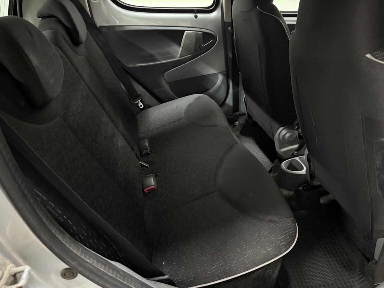 Peugeot 107 1.0 Benzina 68CV 5 porte - 2009