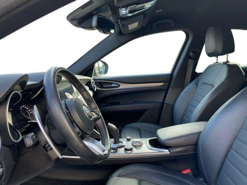 Alfa Romeo Stelvio 2.2 t Sprint Q4 190cv auto