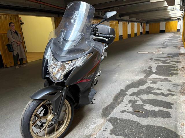 HONDA Integra 750 S