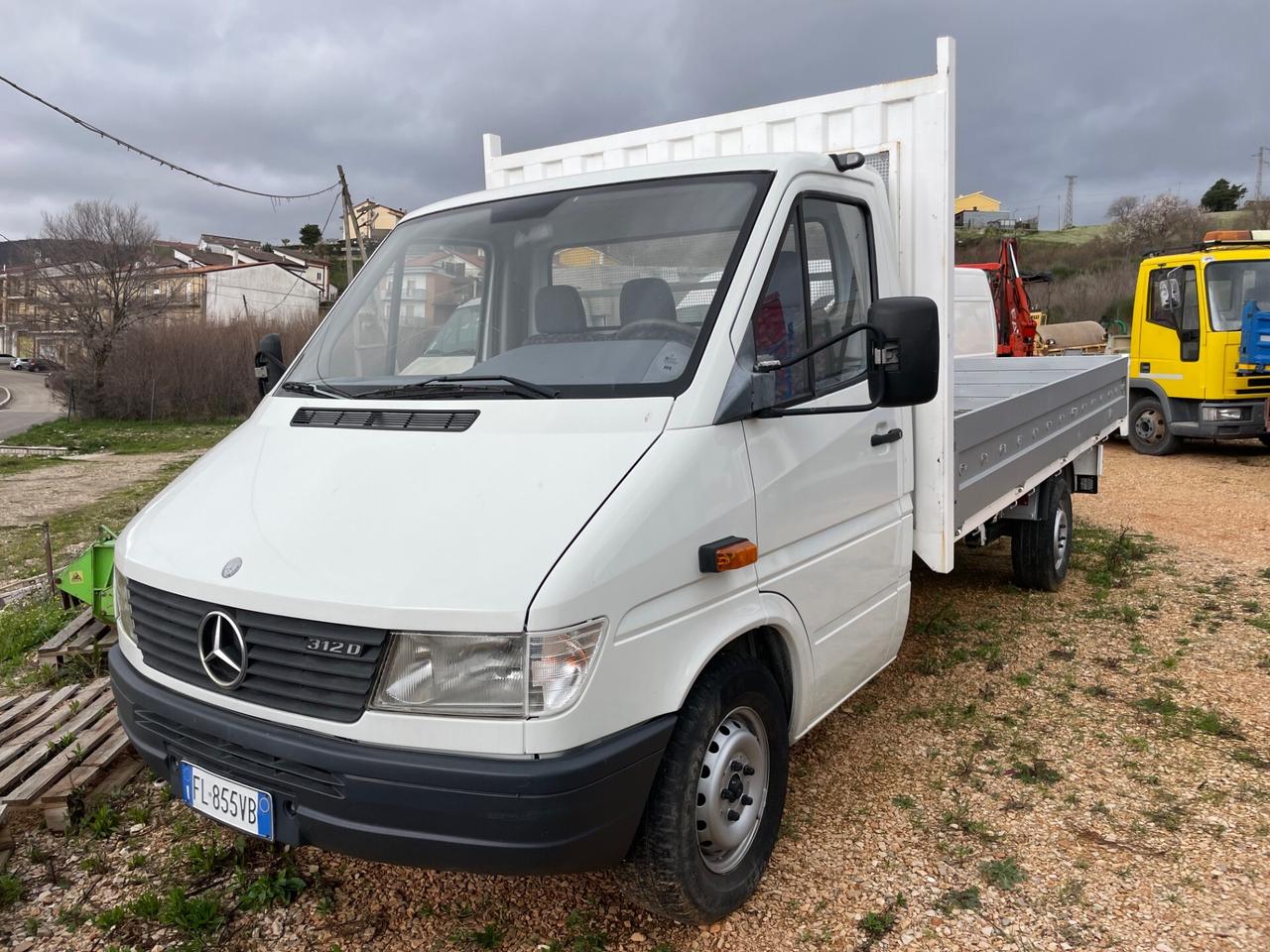 Mercedes Benz 312 cdi