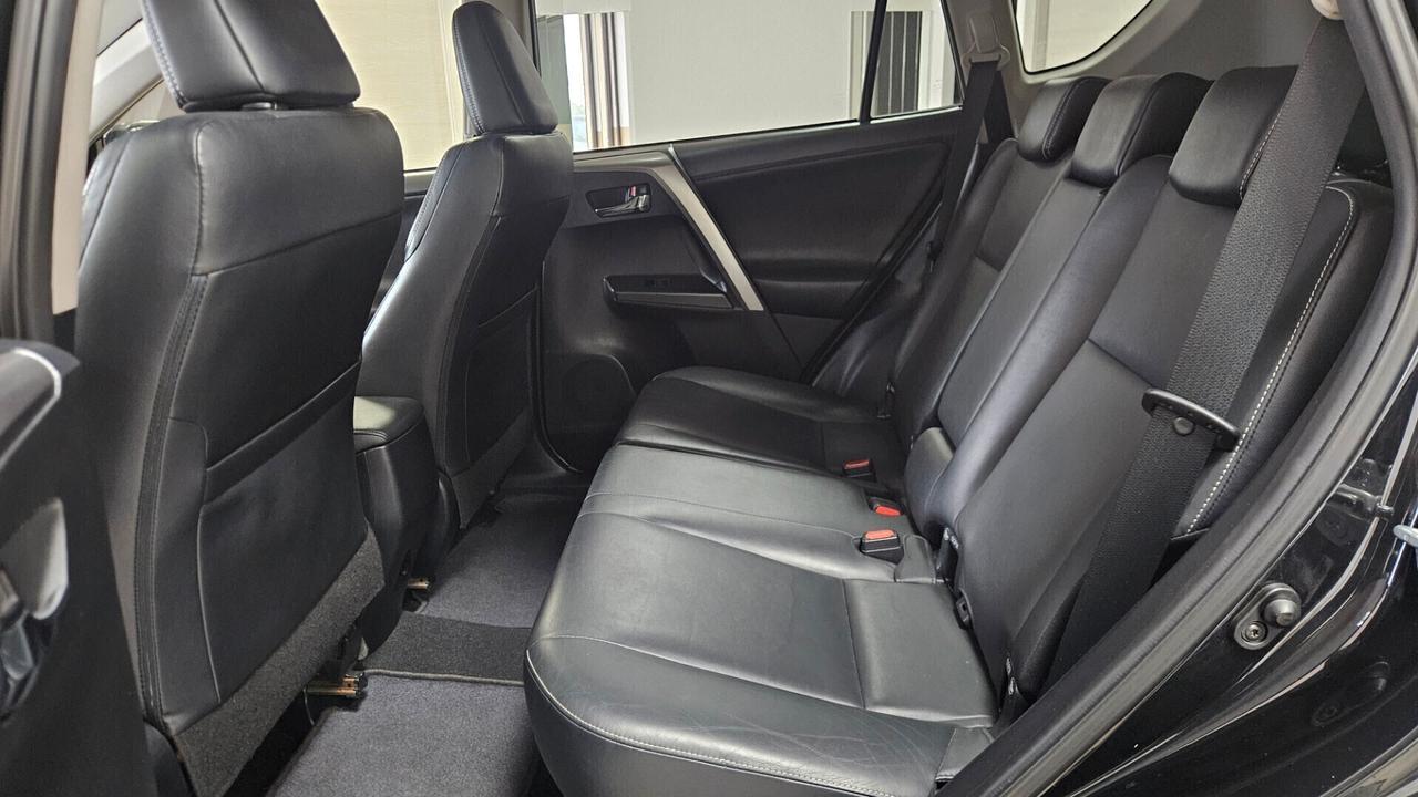 Toyota RAV 4 RAV4 2.0 D-4D 2WD Lounge