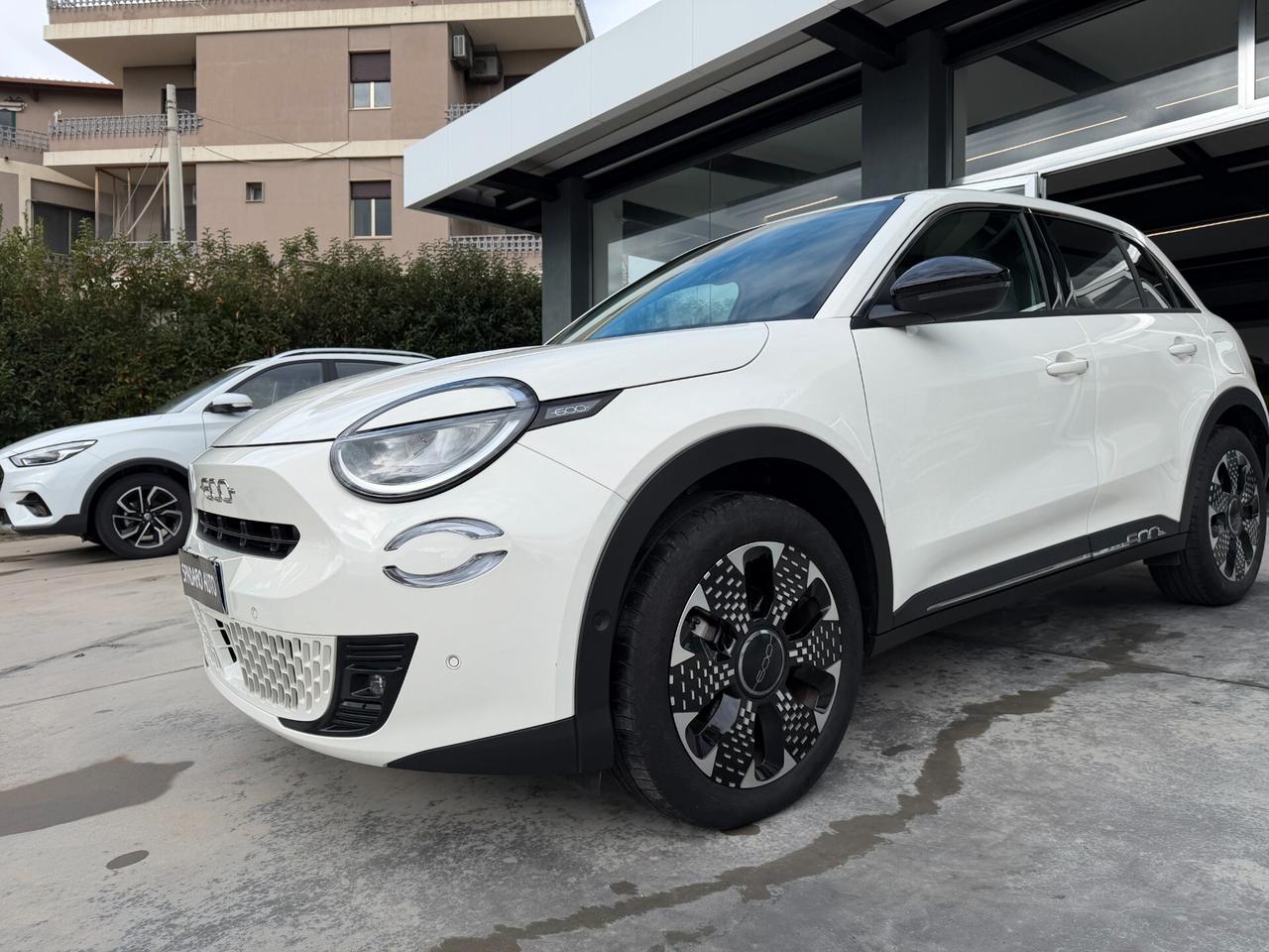 Fiat 600 Hybrid 110 CV DCT MHEV La Prima