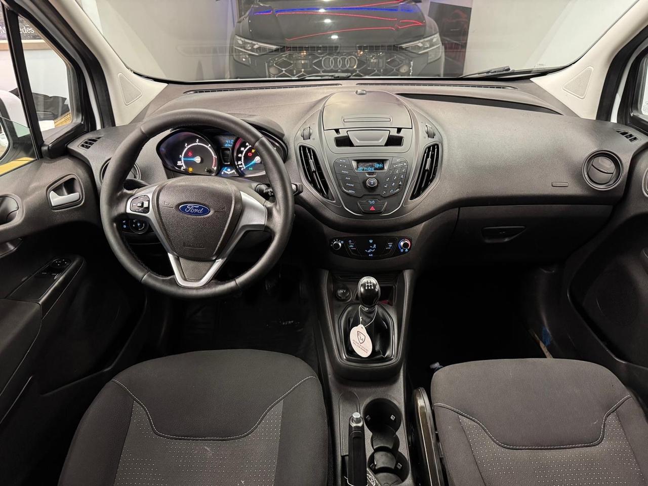 Ford Transit Courier 1.5 TDCi 75CV Van Entry