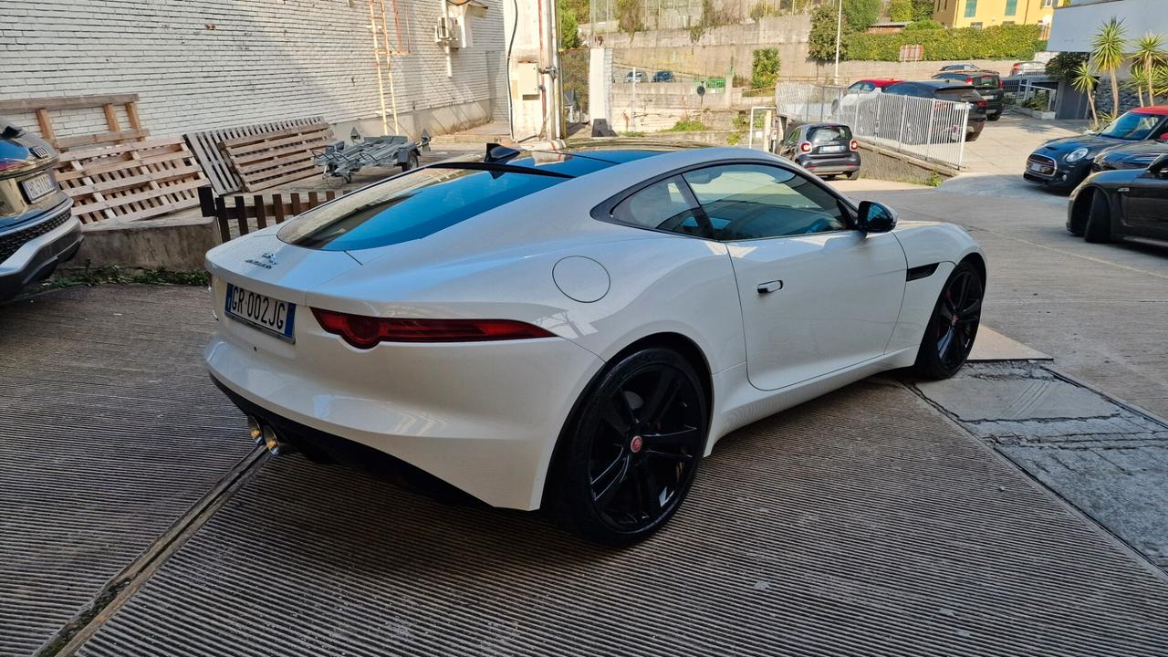Jaguar F-Type 340 CV