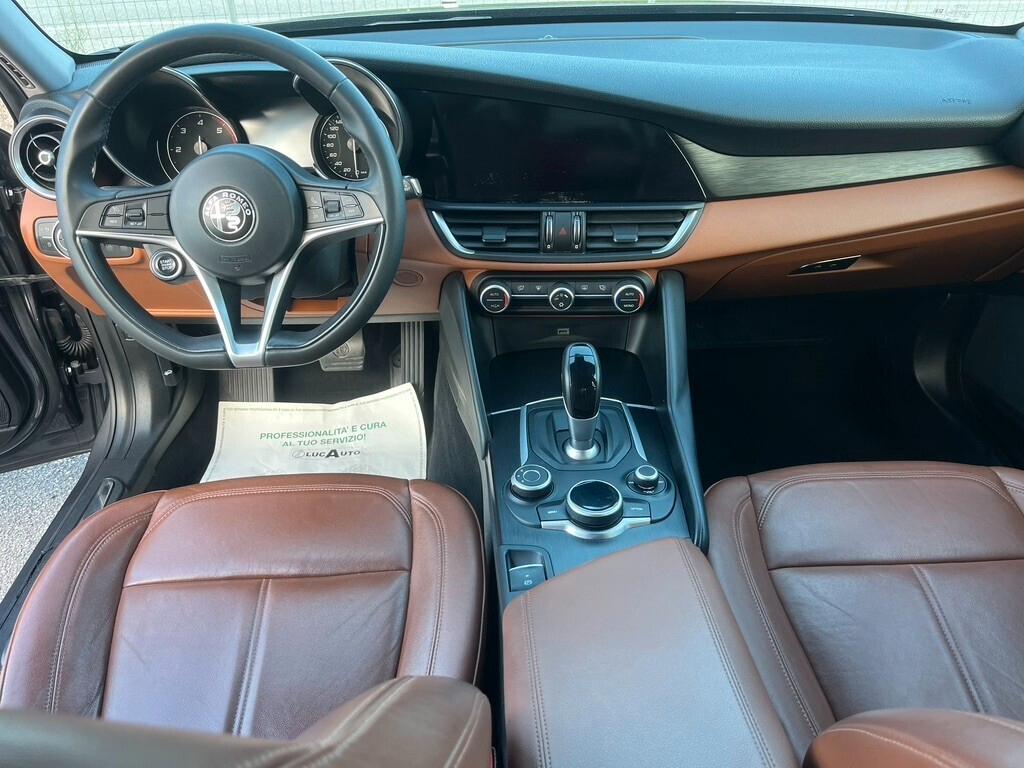 Alfa Romeo Giulia 2.2 Turbodiesel 136 CV AT8 Super