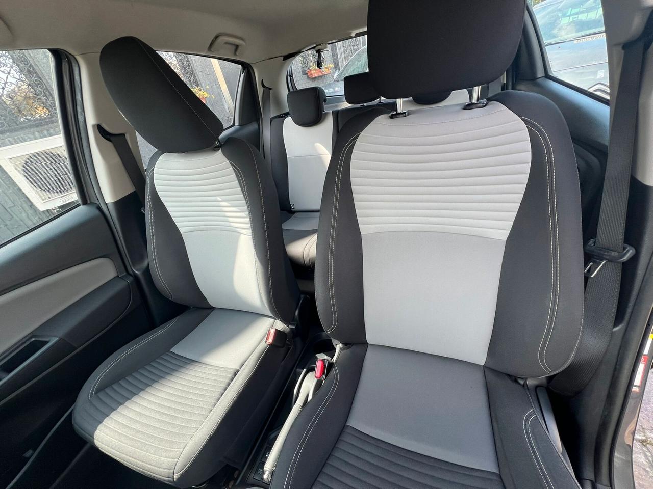 Toyota Yaris 1.5 5 porte Active