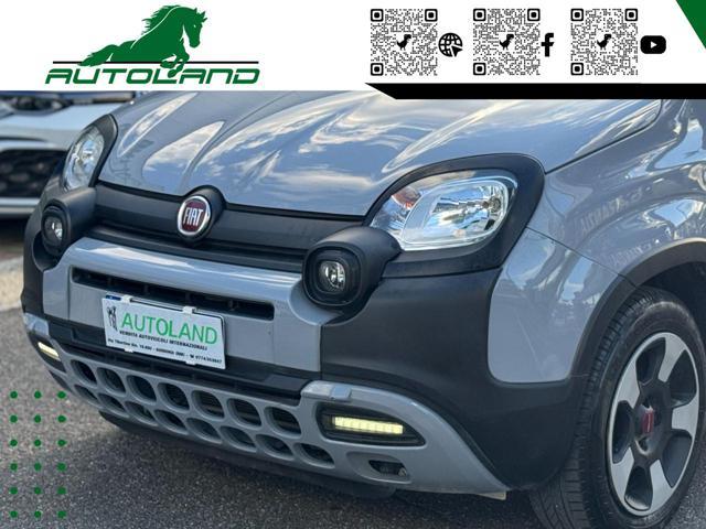 FIAT Panda Cross 1.0 FireFly S&S Hybrid UniPro UConnect 7 Pollici