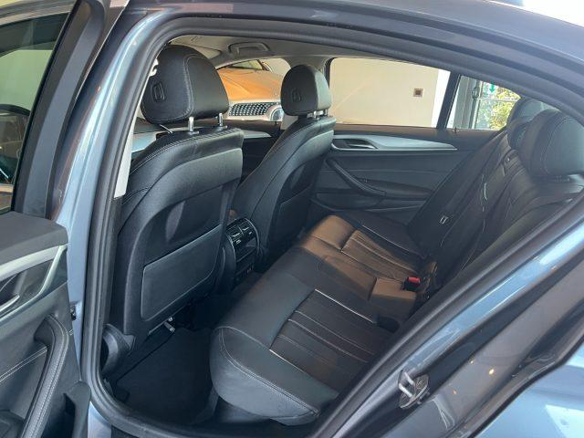 BMW 530 d Berlina 249cv xDrive Business StepTronic 48V