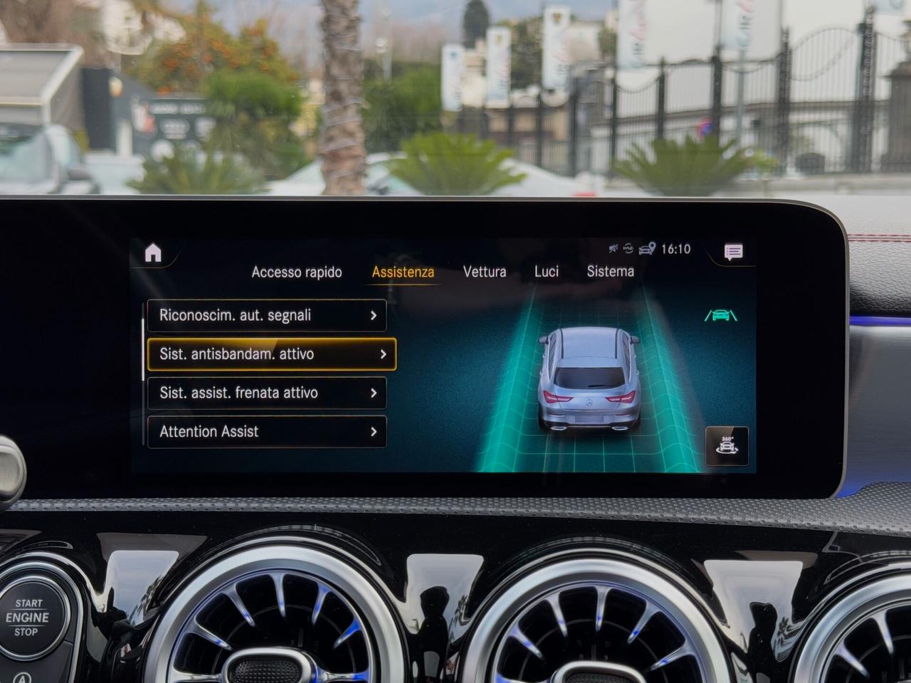 Mercedes-Benz CLA 200 d Shooting Brake Premium AMG TETTO