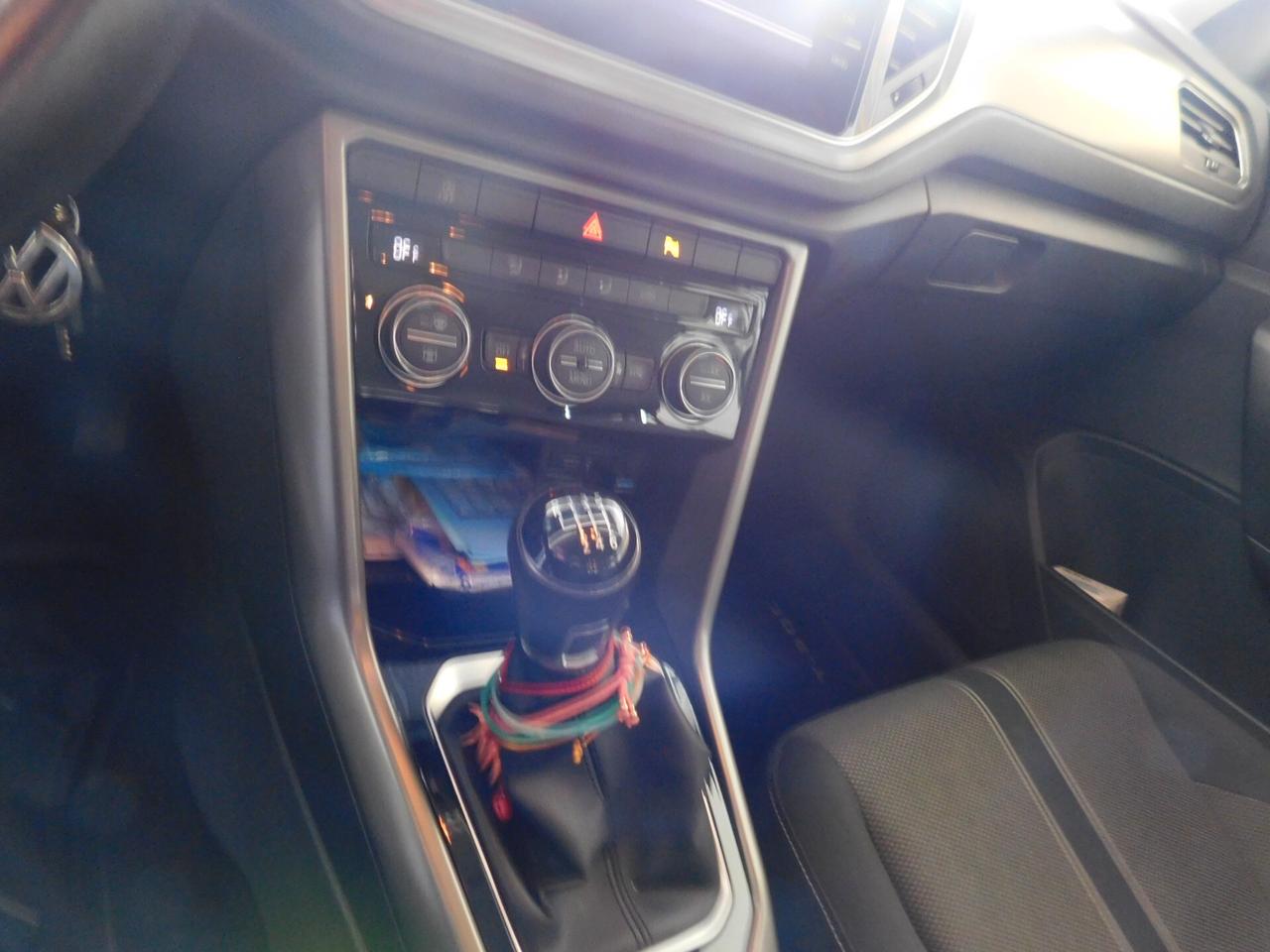 Volkswagen T-Roc 1.6 TDI SCR Business BlueMotion Technology