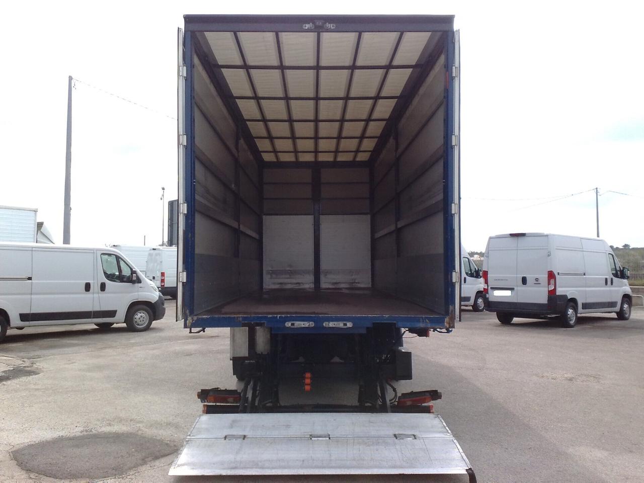 Iveco 120E22 CENTINATO CON SPONDA - 2012