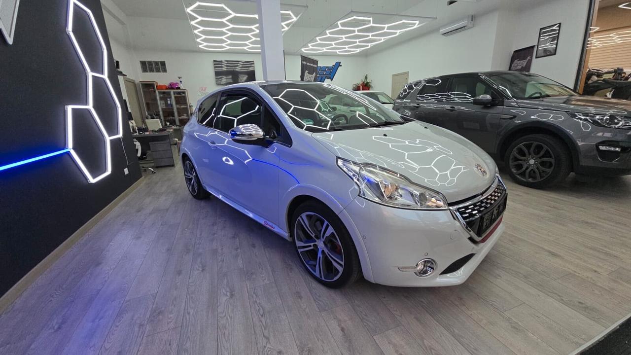 Peugeot 208 1.6 THP 200 CV 3 porte GTi