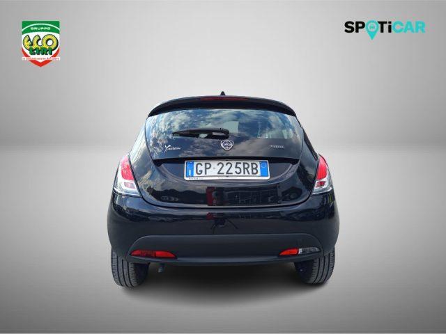 LANCIA Ypsilon 1.0 FireFly 5 porte S&S Hybrid Silver