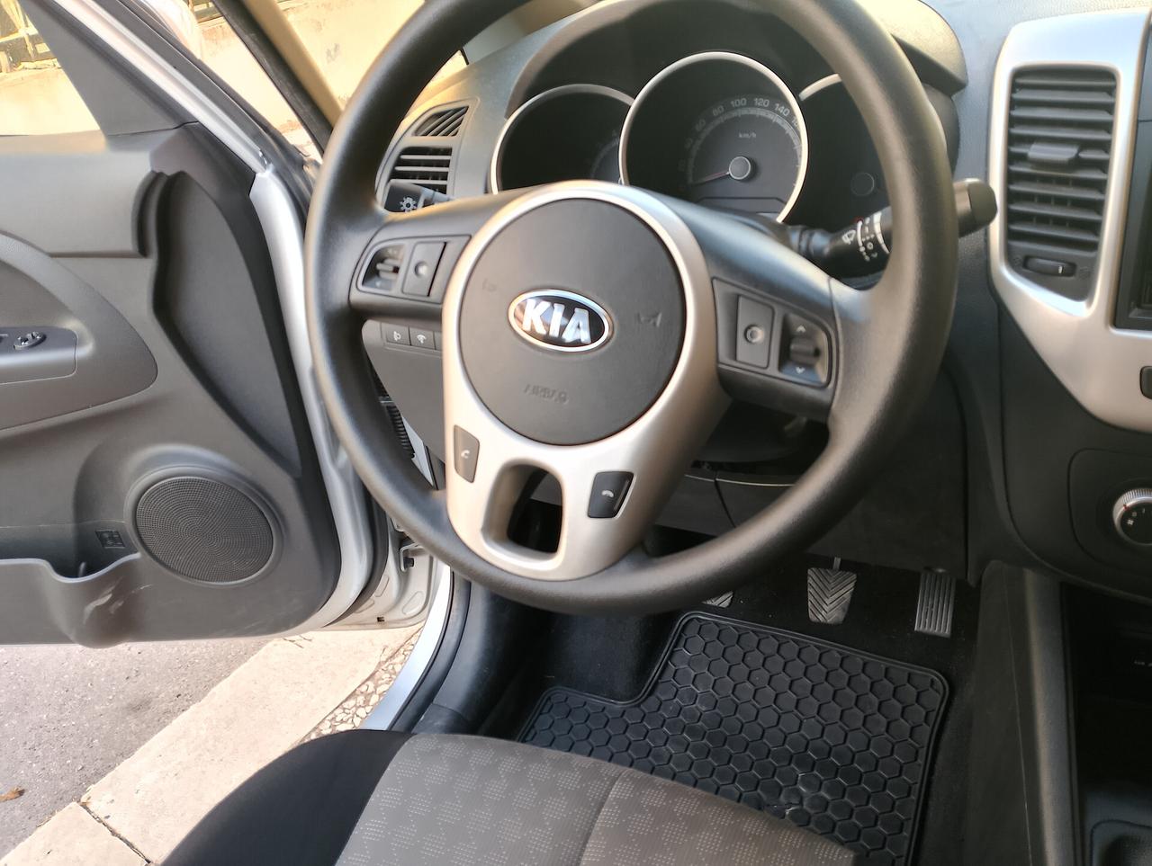 Kia Venga 1.4 CRDi 90CV Cool