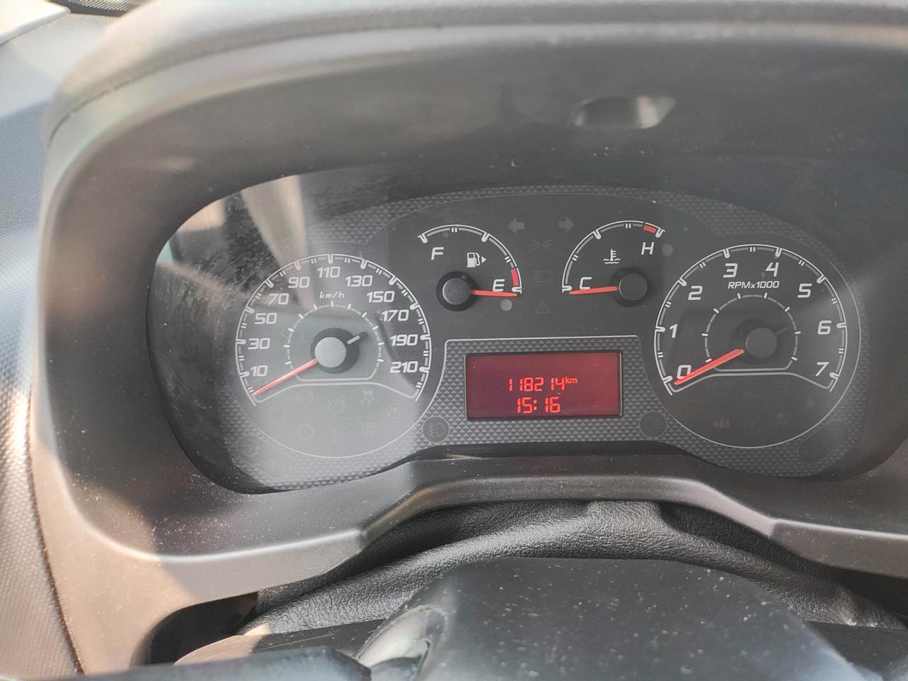 FIAT QUBO 1.4 77CV METANO KM 118214-2018